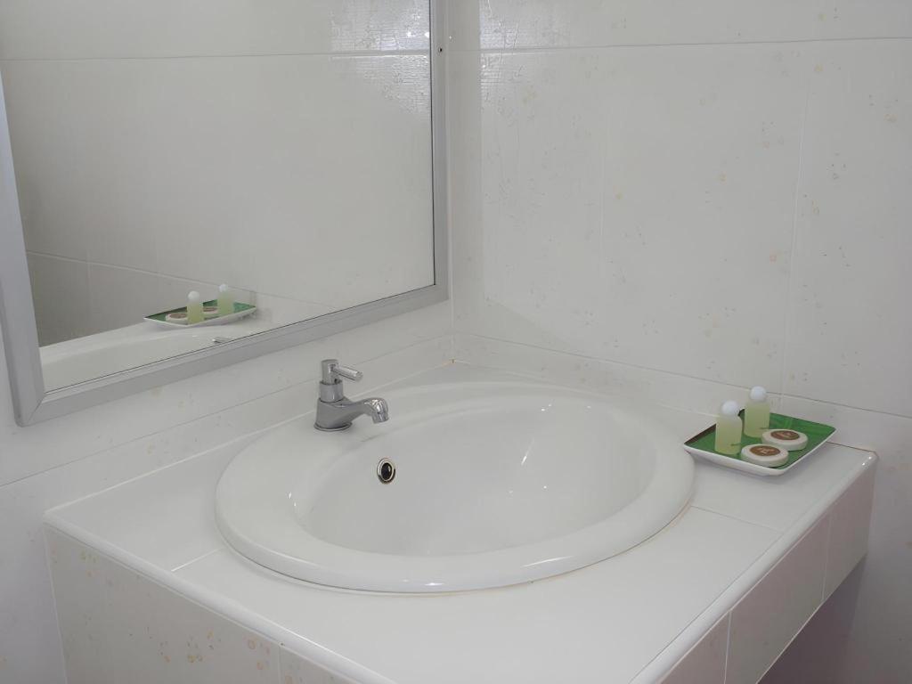 סוראט תאני Yamjan Place מראה חיצוני תמונה