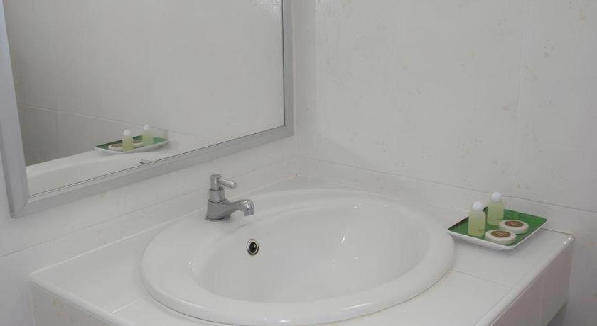 סוראט תאני Yamjan Place מראה חיצוני תמונה